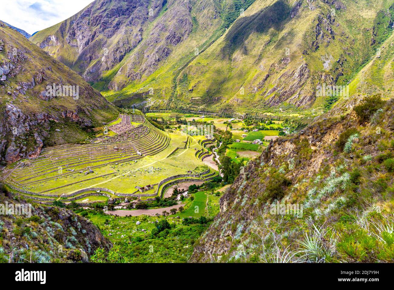 Vue sur le site archéologique de Llactapata ruines d'Inca le long de la piste d'Inca, vallée de la peur, Pérou Banque D'Images