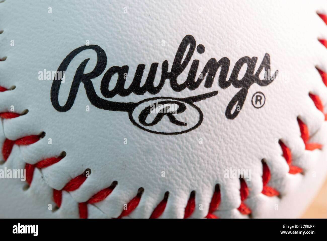 Lot De 8 Balles De Baseball Rawlings OLB3 - Taille Officielle - Usage Récréatif - Neuf (Boîte Ouverte)