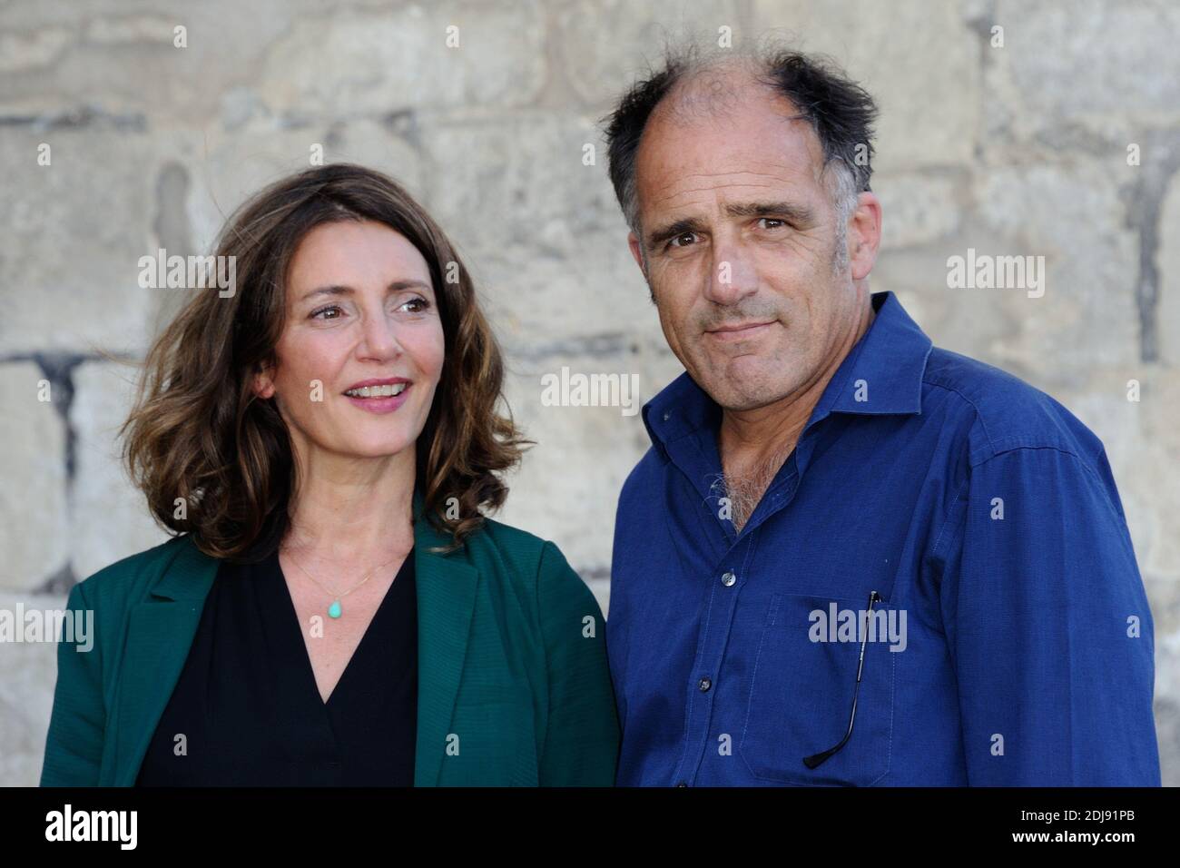 Valérie Karsenti et Frédéric Pierrot assistent au photocall du film 'Tuer un Homme' lors du Festival de la Fiction TV 2016 de la Rochelle, a la Rochelle, France le 16 septembre 2016. Photo d'Aurore Marechal/ABACAPRESS.COM Banque D'Images Valérie Karsenti et Frédéric Pierrot assistent au photocall du film 'Tuer un Homme' lors du Festival de la Fiction TV 2016 de la Rochelle, a la Rochelle, France le 16 septembre 2016. Photo d'Aurore Marechal/ABACAPRESS.COM Banque D'Images