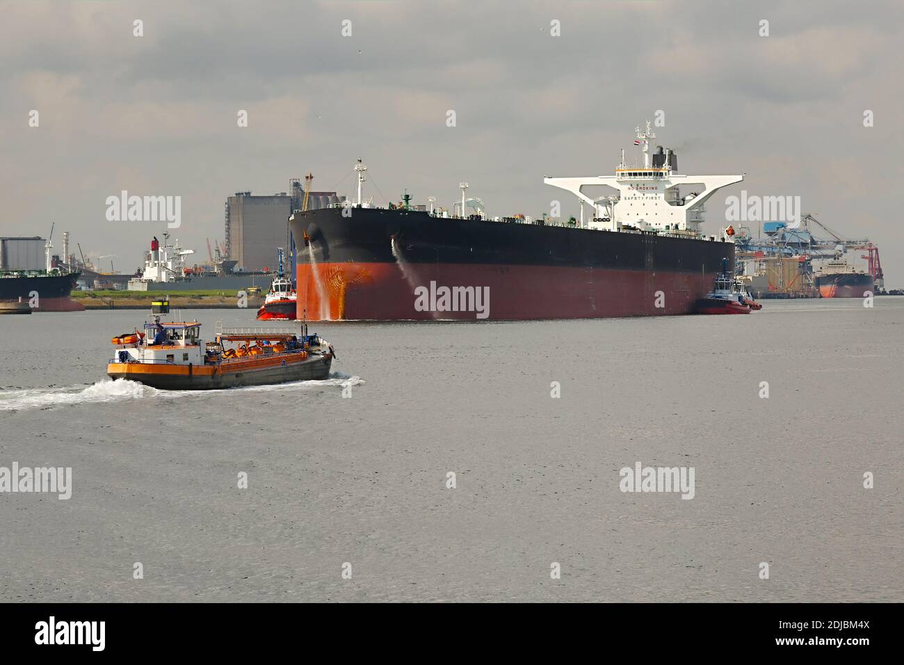 Navire pétrolier à Rotterdam Banque D'Images