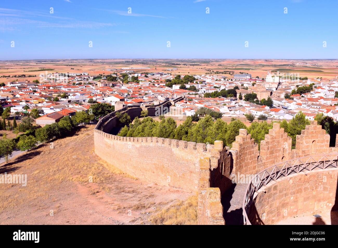 Vue sur la ville de Belmonte depuis les murs de son château. Banque D'Images