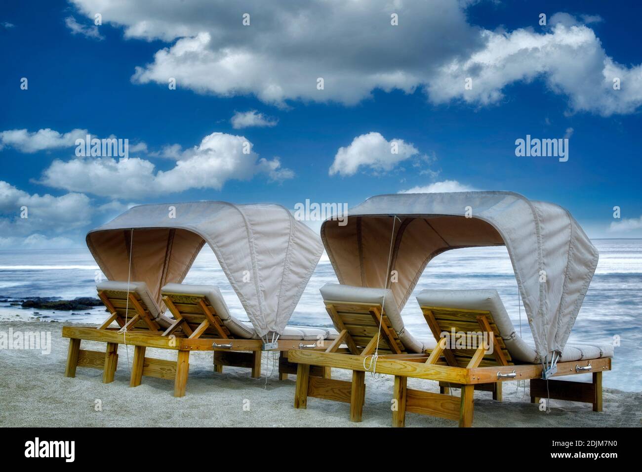 Chaises de plage à l'hôtel Four Seasons. New York, la grande île. Banque D'Images