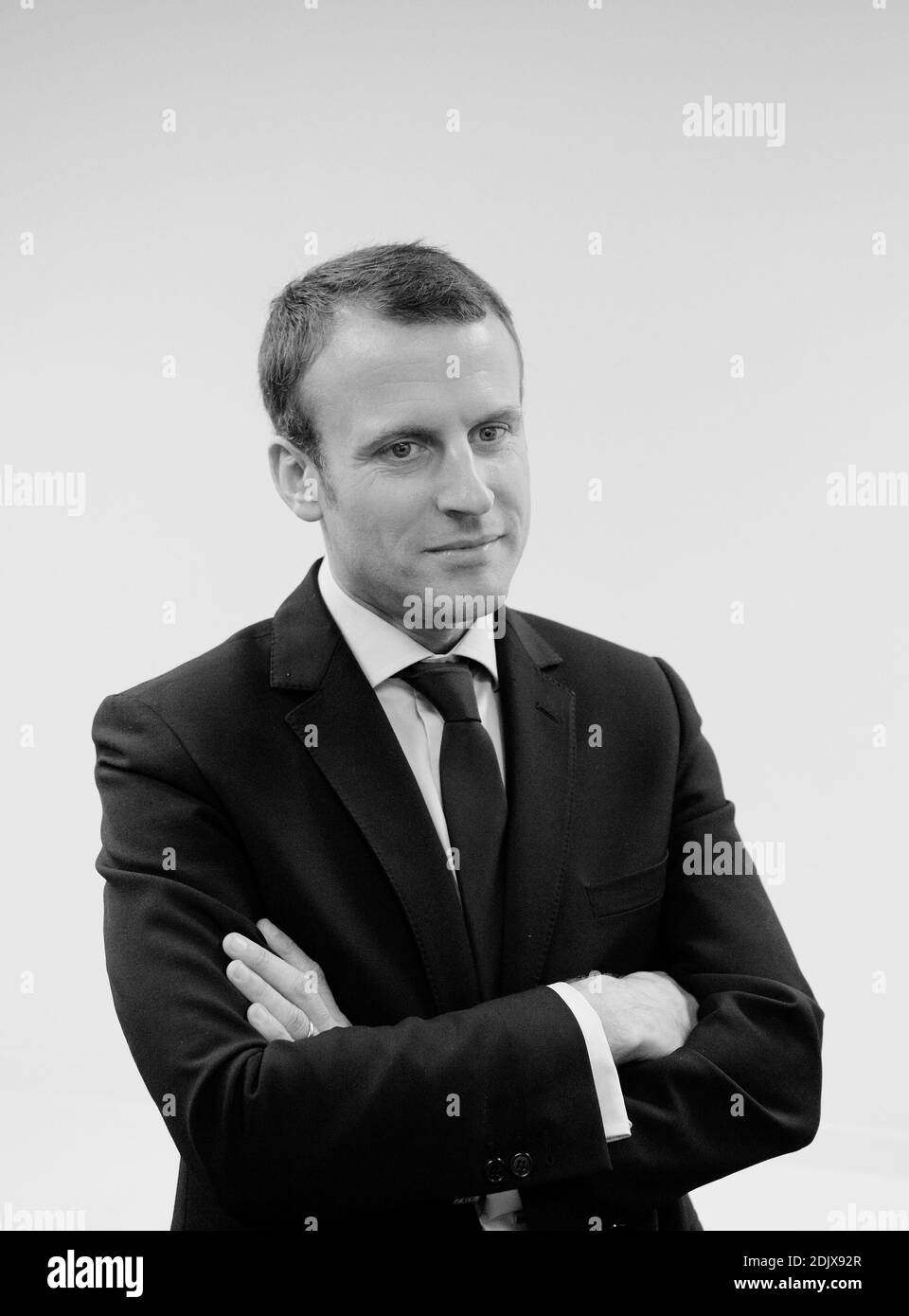 Emmanuel Macron, ancien ministre français de l'économie, qui a annoncé la tenue de la course à la présidence, visite la French American Charter School, à New York, le 5 décembre 2016. Photo par Olivier Douliery/ABACA Banque D'Images