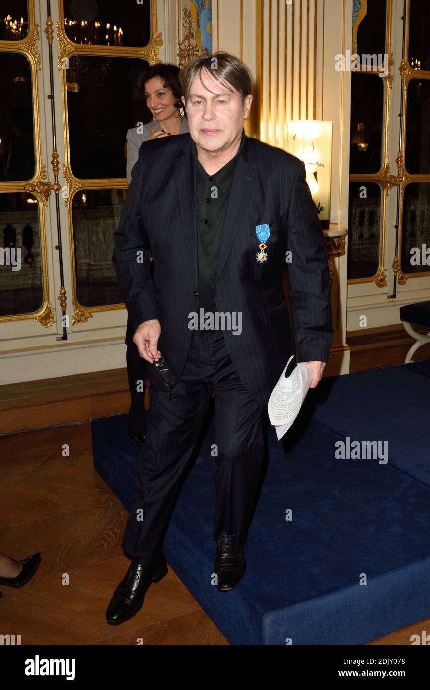 Hugues Quester lors de la remise de decorations a Hugues Quester