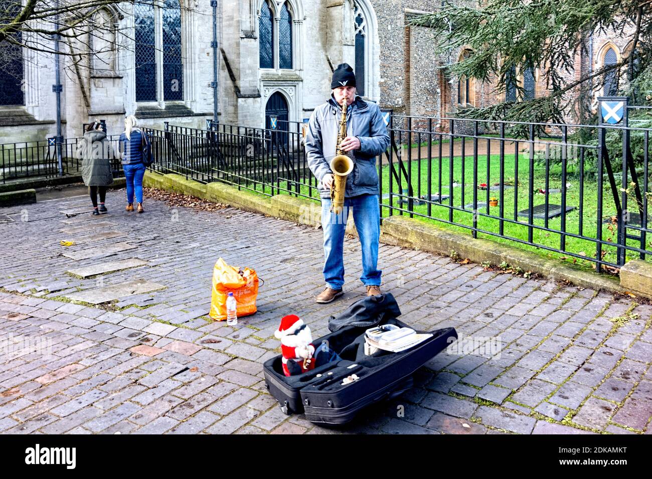 Busker Street musicien St. Albans Hertfordshire Royaume-Uni Banque D'Images