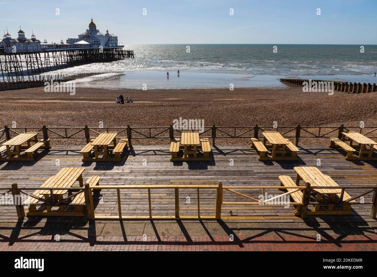 Angleterre, East Sussex, Eastbourne, Eastbourne Beach, Vider Beach Cafe Banque D'Images