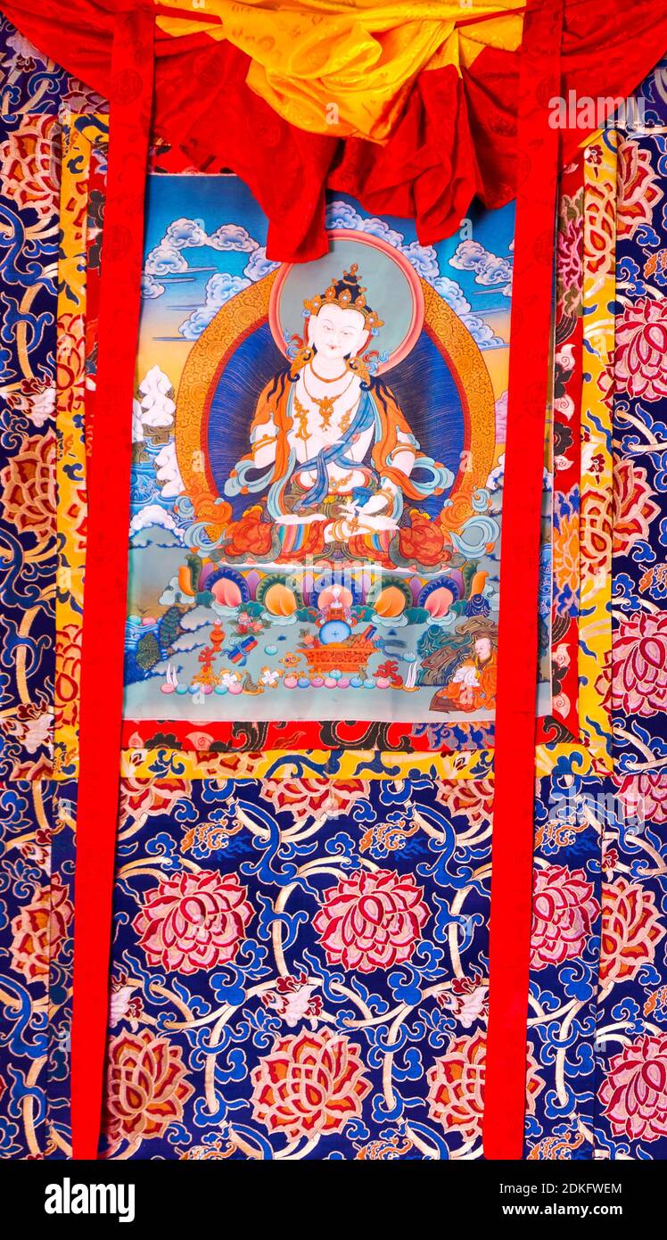Gangtok, Inde - 27 décembre 2011 : Thangka bouddhiste - une peinture bouddhiste tibétaine sur coton, ou applique de soie - dans un monastère à Gangtok, Sikkim, in Banque D'Images