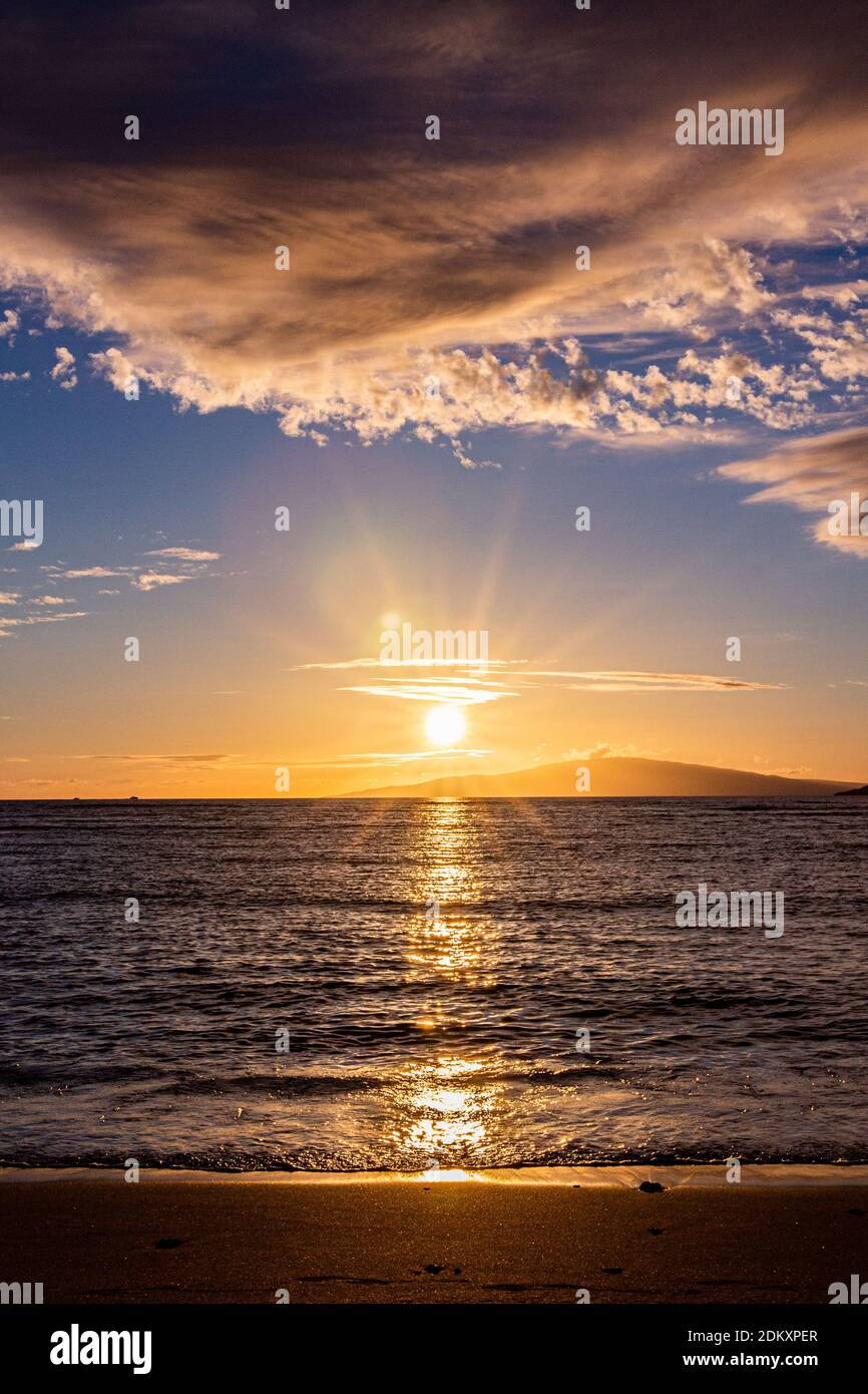Coucher de soleil spectaculaire sur Maui Banque D'Images