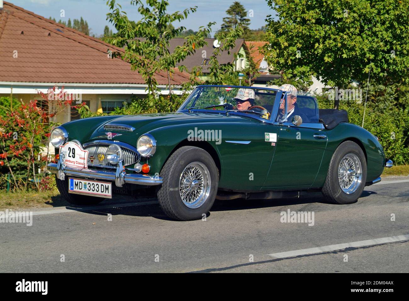 Reisenberg, Autriche - 07 octobre 2006: Laxenburg Classic - un événement annuel de sport automobile pour les voitures anciennes sur les routes publiques en Basse-Autriche, Austin Healy Banque D'Images