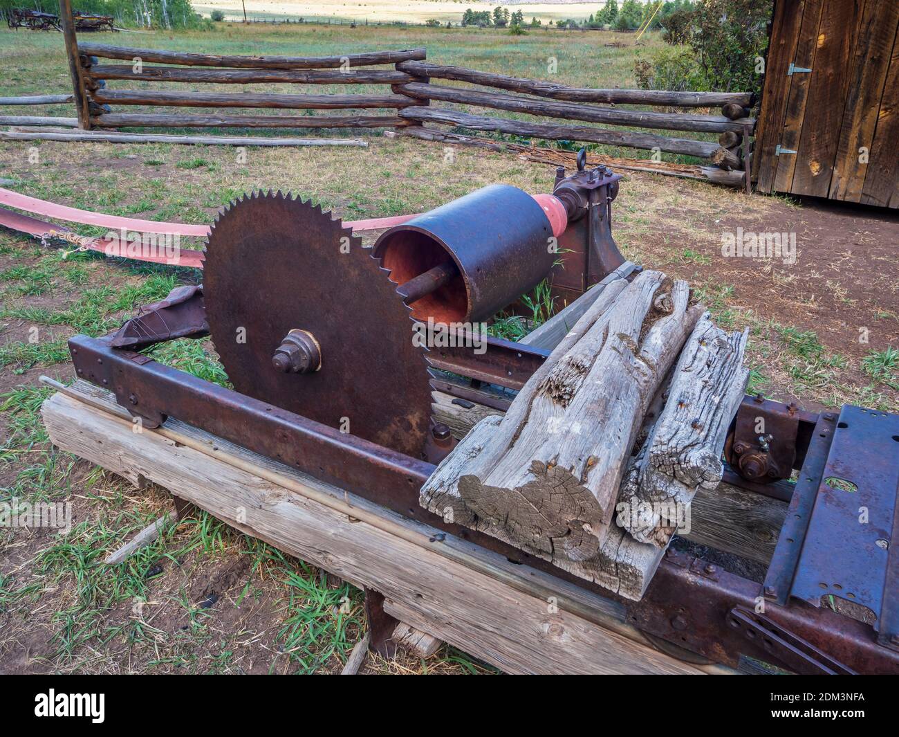 Buzz Saw, site historique national de Swett Ranch, terrain de loisirs national de Flaming gorge, près de Dutch John, Utah. Banque D'Images