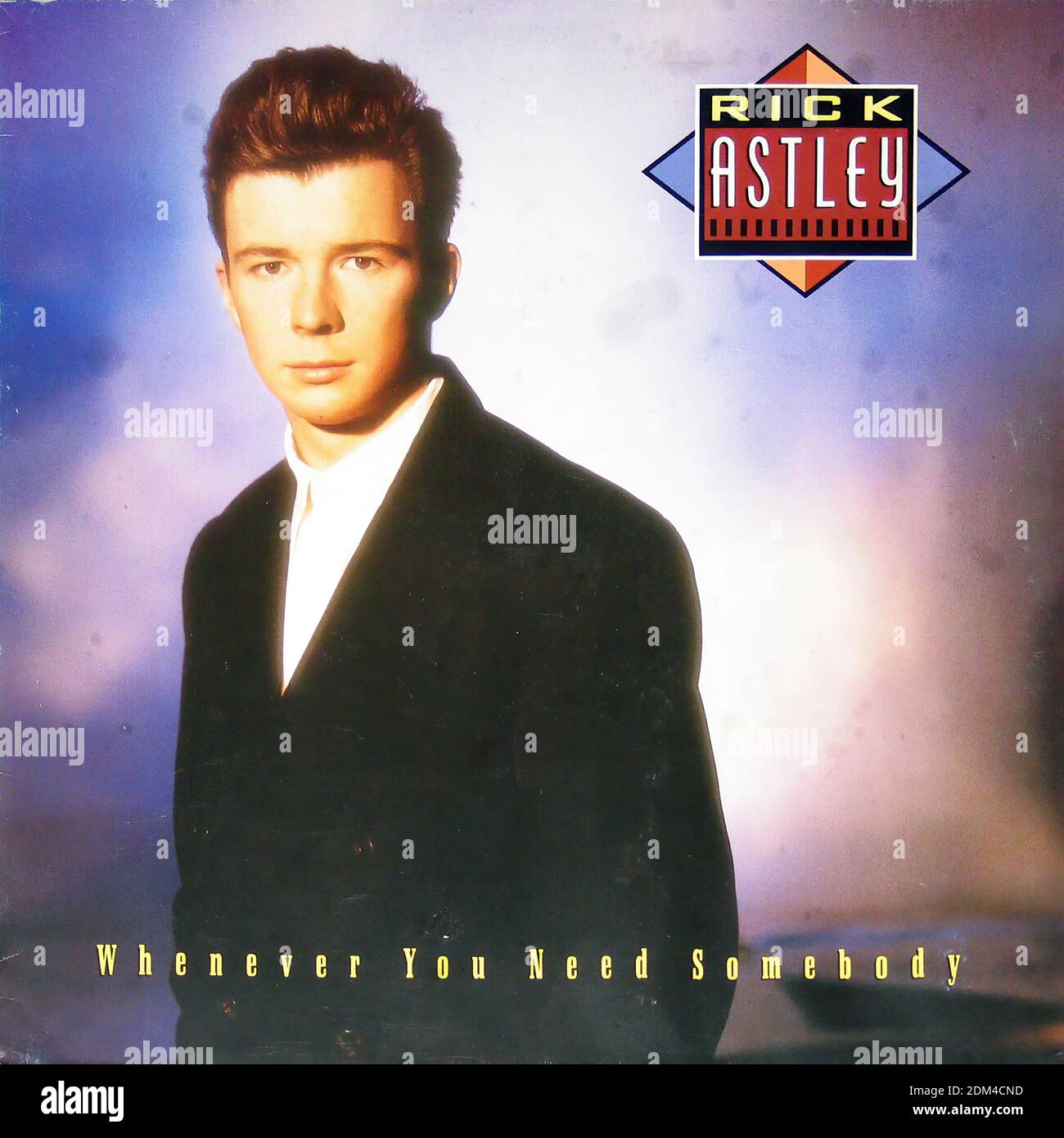 Rick Astley quand vous avez besoin de quelqu'un - Vintage Vinyl Record Couvercle Banque D'Images