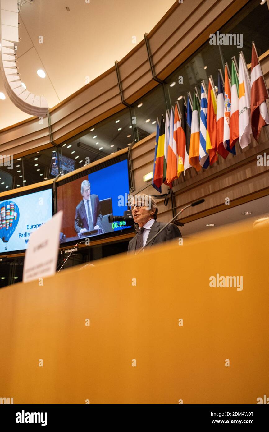 Reportage au Parlement européen a Bruxelles auprès des deputes europeens. Cours de David Maria SASSOLI, président du Parlement européen. Signaler à Banque D'Images