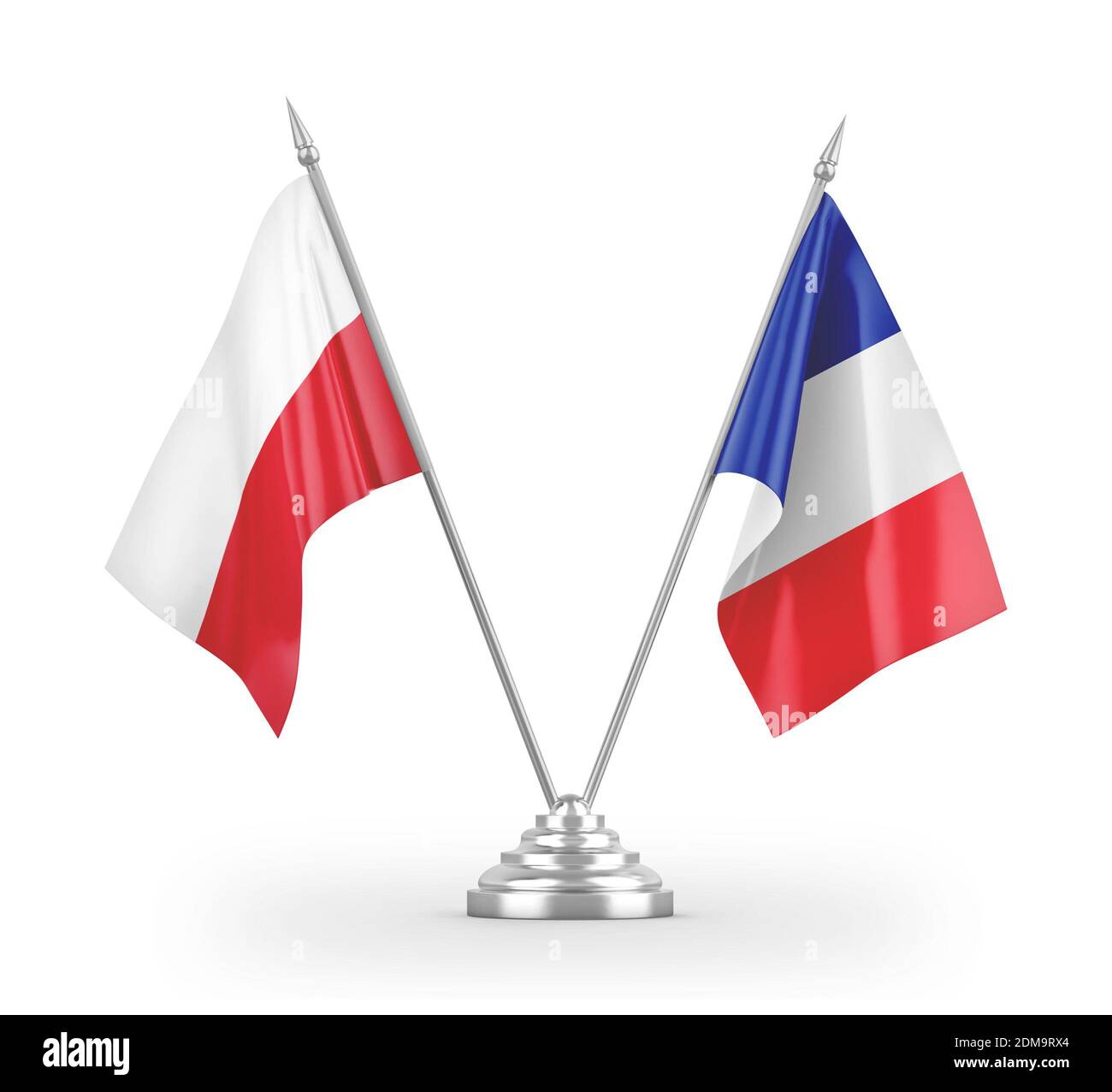 Drapeaux de table de France et de Pologne isolés sur le rendu 3D blanc Banque D'Images