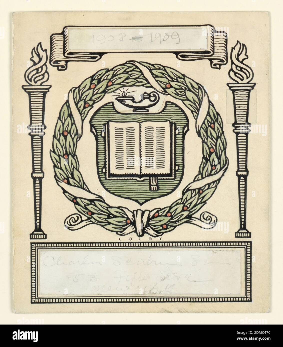 Design pour l'insigne de Scribner, Homer Wayland Colby, cuisine américaine, 1874–1950, fils de Charles Scribner, New York, New York, États-Unis, encre noire et aquarelle à bord, Livre ouvert sur le bouclier, lampe au-dessus, enfermé dans la couronne de houx. Torches, gauche et droite. Surmontée d'un ruban à champ ouvert, prévu pour la date (1908-1909, en graphite, sur papier, monté sur la zone). Champ oblong ci-dessous, destiné au nom et à l'adresse de l'entreprise (inscrit en graphite, sur papier, monté sur la zone)., États-Unis, 1908–09, conception graphique, dessin Banque D'Images