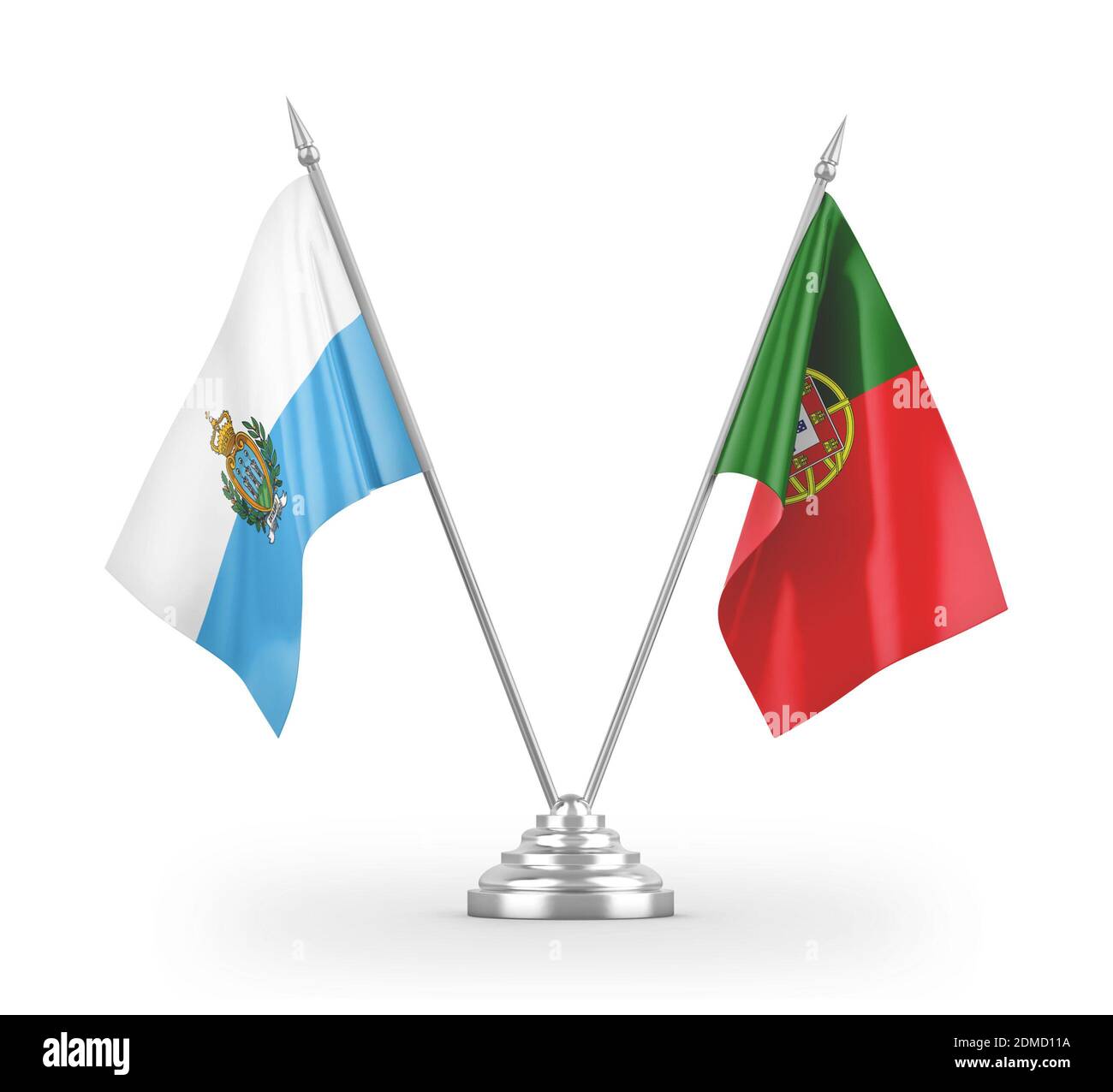 Portugal et Saint-Marin drapeaux de table isolés sur 3D blanc rendu Banque D'Images