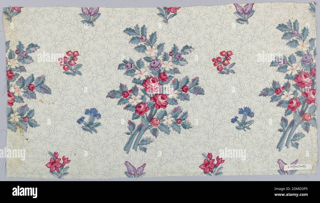 Textile, moyen: Coton technique: Imprimé par rouleau gravé et bloc imprimé, moulette-imprimé en gris avec un motif de la bande-travers pointillée. Surimprimé avec des sprays et des fleurs fleuris, tous peints en noir, en rouge, bleu, lavande, bleu-vert et blanc., 1851–63, textiles imprimés, teints et peints, textile Banque D'Images