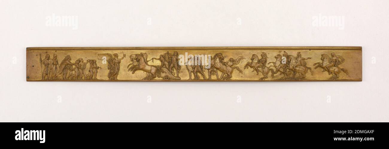 Relief, laiton, rectangle horizontal, avec des figures après la procession panathénaïque dans la frise du Parthénon., Danemark, Italie, début du XIXe siècle, travail des métaux, Arts décoratifs, relief Banque D'Images