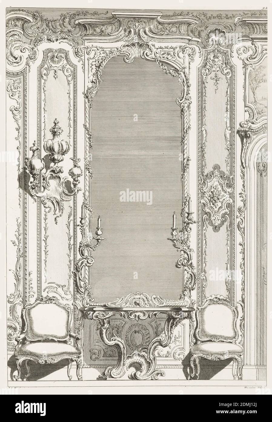 Plaque 2, projet d'un Trumeau de glace pour un grand cabinet fait pour le Portugal (projet de verre de jetée pour un grand cabinet fait pour le Portugal), oeuvre de juste-Aurèle Meissonnier (oeuvres de juste-Aurèle Meissonnier), juste-Aurèle Meissonnier, Français, b. Italie, 1695–1750, Gabriel Huquier, français, 1695–1772, Gabriel Huquier, français, 1695–1772, gravure sur papier blanc cousu, décoration boiserie élaborée avec un grand miroir de jetée comme foyer central et une table de console rococo avec un motif de coquillages ci-dessous. Candelabra flanque le miroir, et un support mural avec un arrangement de deux brebis Banque D'Images