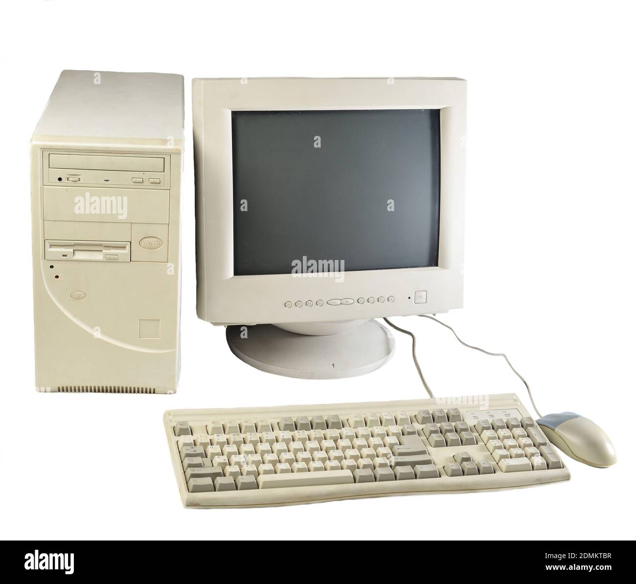 Ordinateur rétro-stationnaire isolé sur fond blanc. Moniteur, unité système, souris d'ordinateur. Technologies obsolètes Banque D'Images