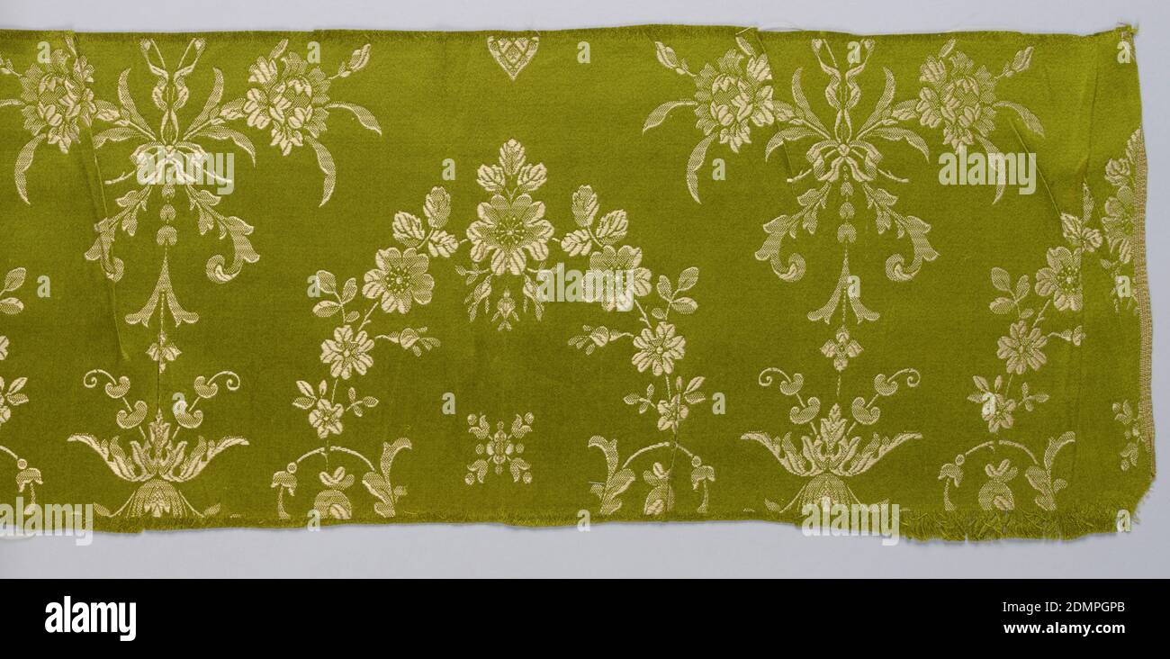 Echantillon, Orinoka Mills, (Philadelphie, Pennsylvanie, Etats-Unis), trame de couleur verte et or formant un motif floral., Etats-Unis, ca. 1910, textiles tissés, échantillon Banque D'Images