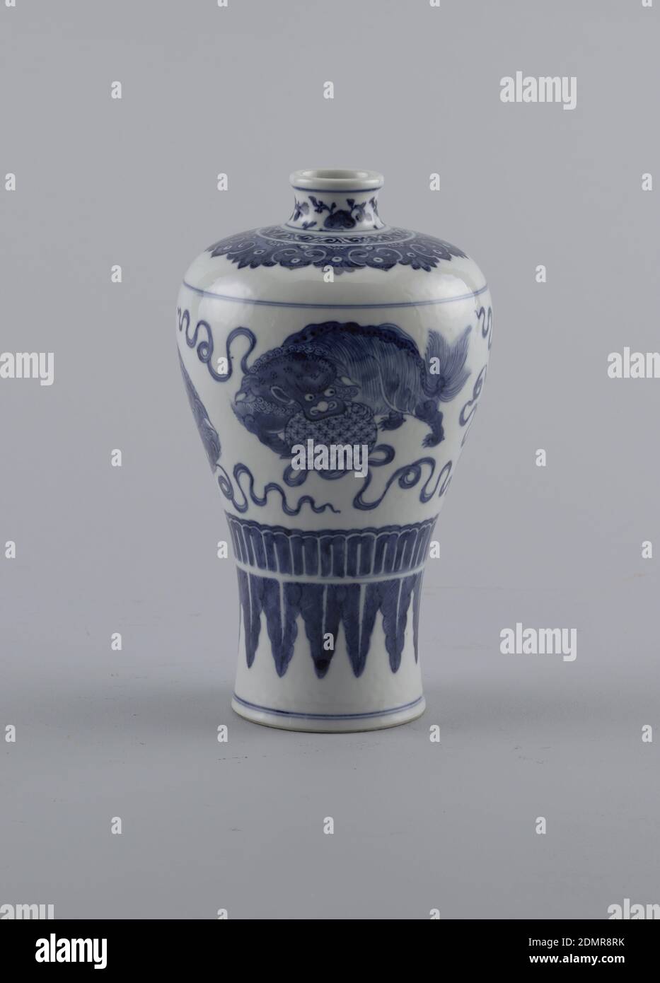 Vase, porcelaine, Chine, 1736–95, céramique, Arts décoratifs, vase Banque D'Images