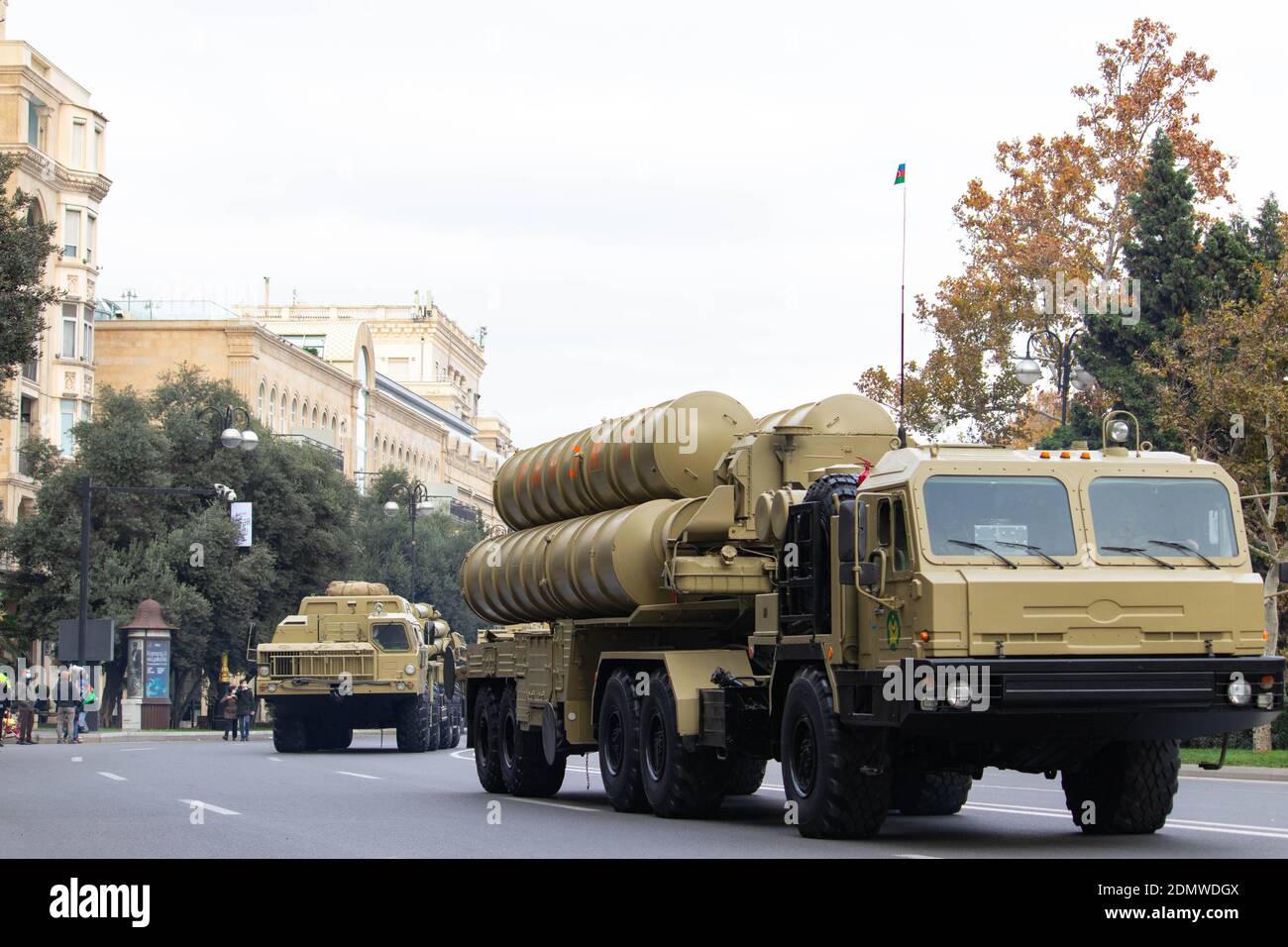 Système de missiles antiaériens SAM S-300. Le défilé de la victoire dans la rue Bakou, Azerbaïdjan : 10 décembre 2020 Banque D'Images