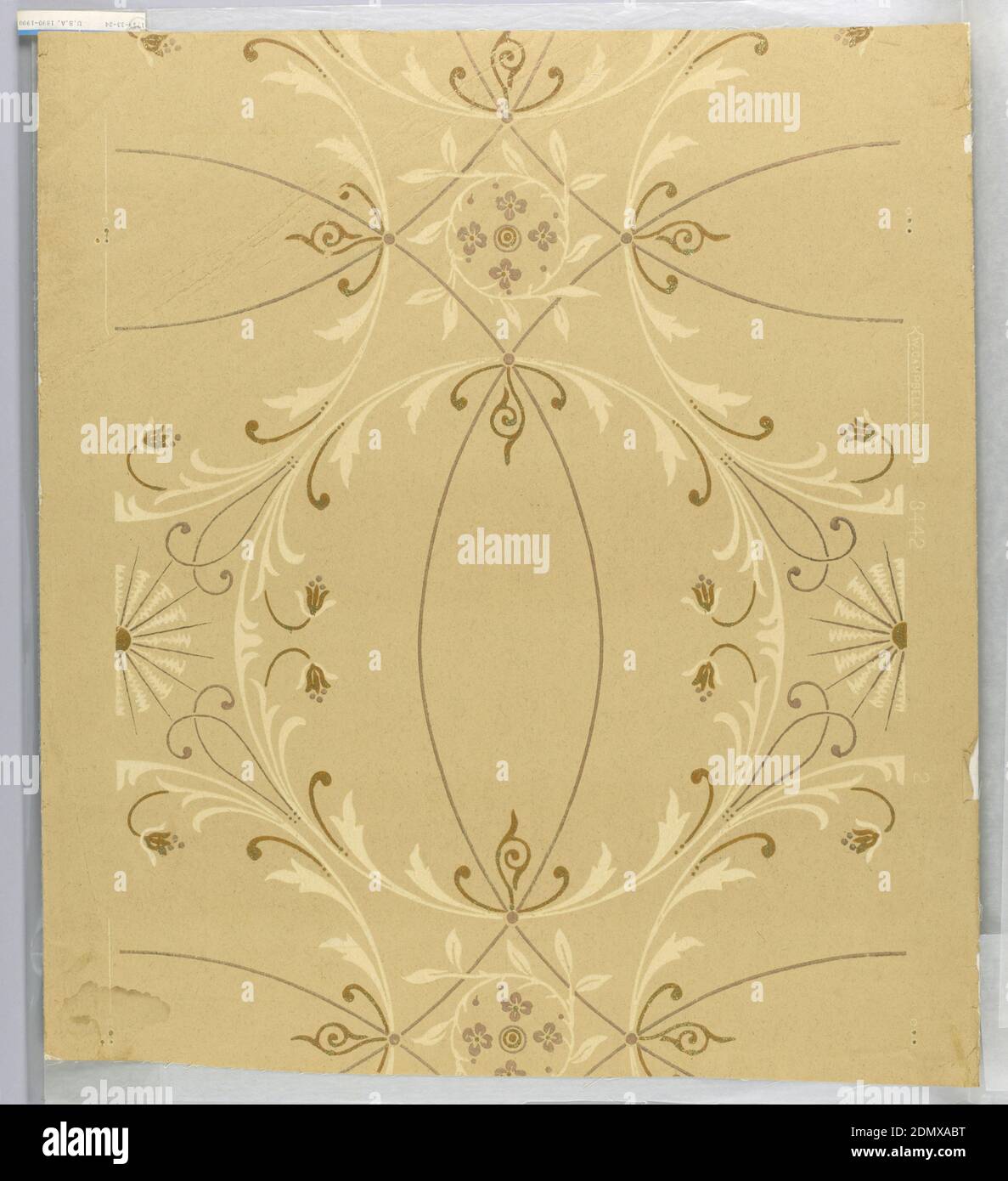 Papier de plafond, W. Campbell & Co., imprimé à la machine, papier ingrain, mica, motif de volutes en crème sur papier ingrain. Finition MICA. Non 3442. N° 2285., États-Unis, 1890–1900, revêtements muraux, papier de plafond Banque D'Images