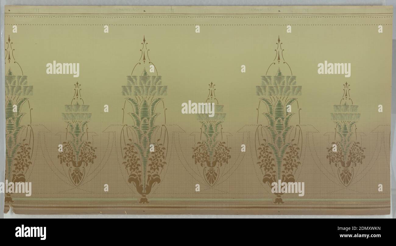 Frieze, S.A. Maxwell & Co., papier imprimé à la machine, sur un sol dégradé de tons Havane et vert, alternant de petites et grandes formes abstraites ressemblant à des lustres suspendus et des vases avec bouquets de fleurs brunes et de vignes vertes., États-Unis, 1905–1915, Wallcoverings, Frieze Banque D'Images