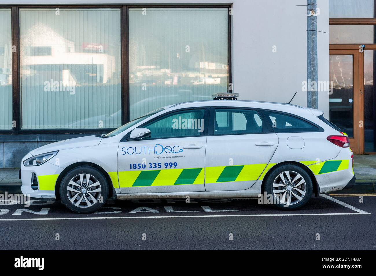 South Doc véhicule d'urgence hors heures d'ouverture en Irlande Banque D'Images