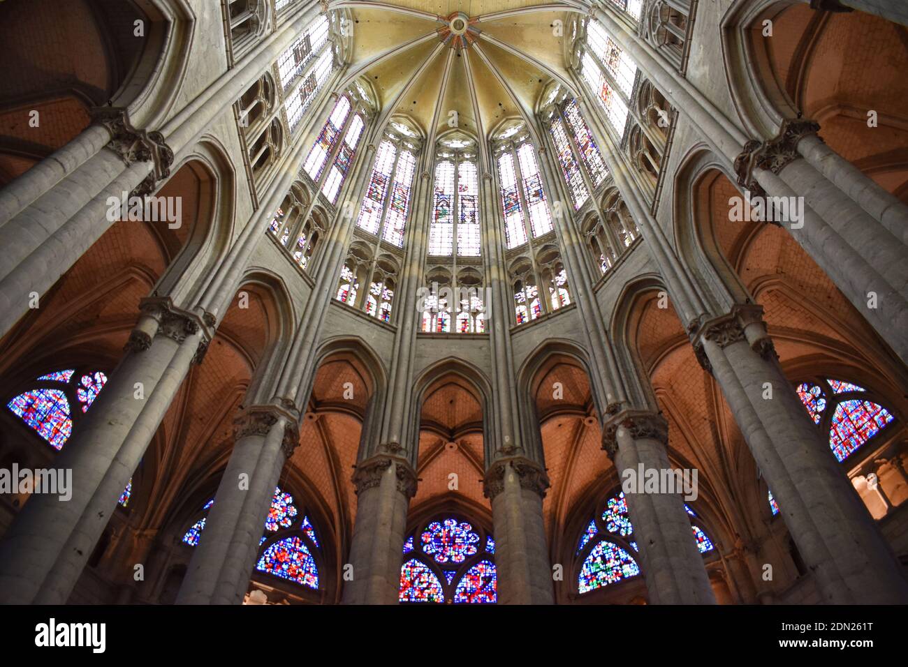 Intérieur de la cathédrale de Beauvais en France Banque D'Images