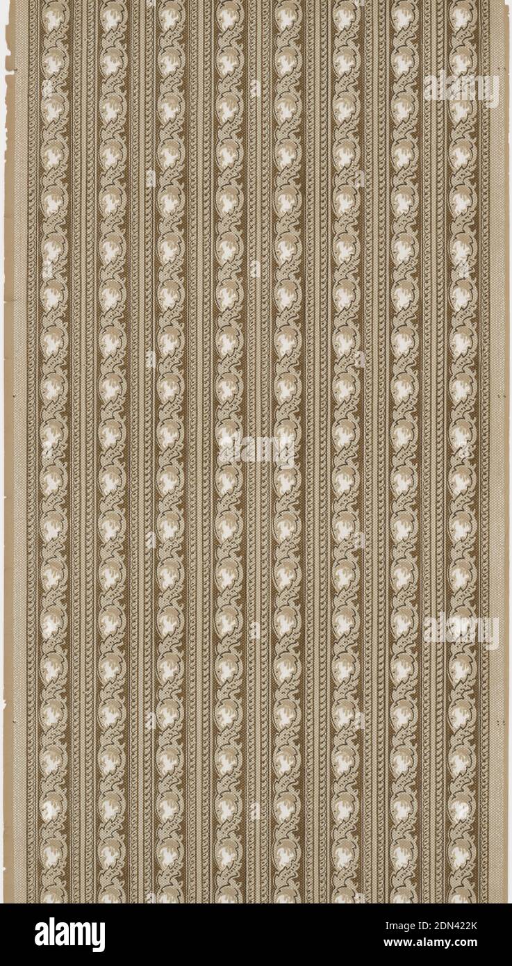 Bordure, papier imprimé à la machine, feuilles et perles tordent les bordures étroites. Imprimé huit à travers., États-Unis, 1905–1915, revêtements muraux, bordure Banque D'Images