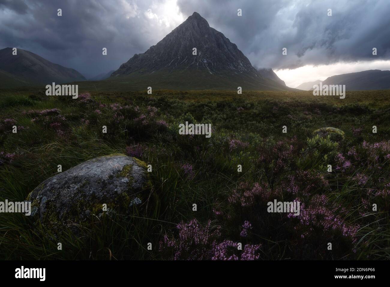 Glencoe Valley pendant une grande tempête, avec des vents qui tournent à 50kmh Banque D'Images