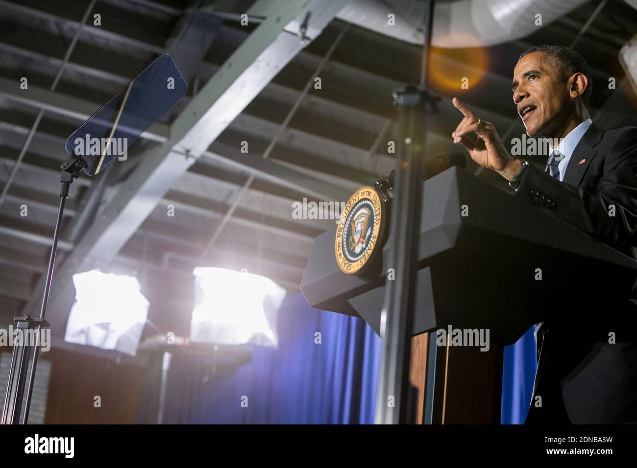 Le président Barack Obama prononce un discours sur le budget de l'exercice 2016 au Département de la sécurité intérieure à Washington, DC, Etats-Unis, le 2 février 2015. Photo de Kristoffer Tripplaar/Pool/ABACAPRESS.COM Banque D'Images