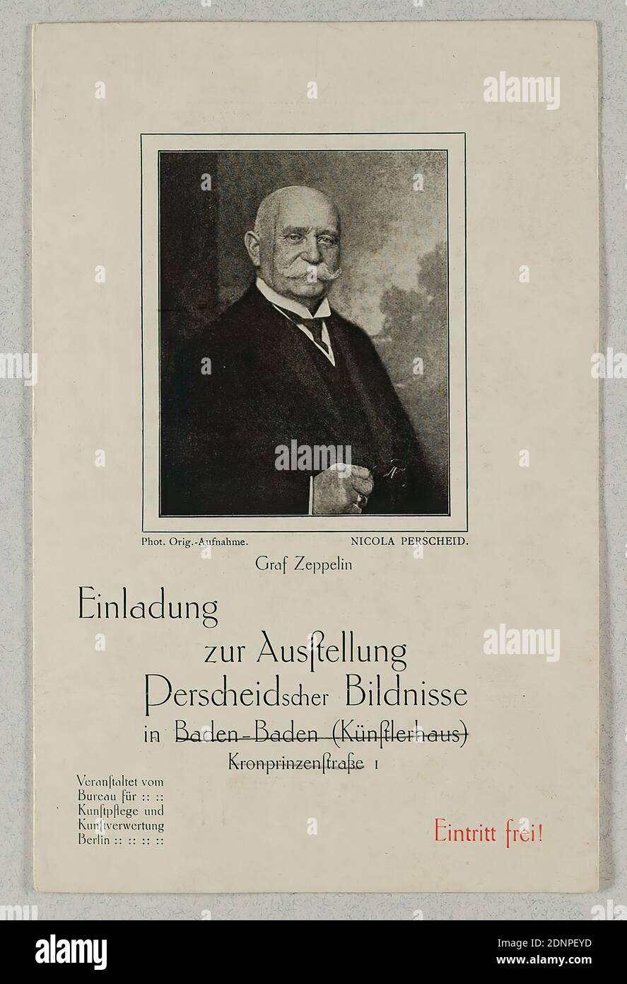 Nicola Perscheid, invitation à l'exposition Perscheidscher Bildnisse à Baden-Baden (Künstlerhaus), papier, autotype, type print, taille de l'image: Hauteur: 18,00 cm; largeur: 11,80 cm, Fritz Kempe Collection, photographie de portrait, cartes d'invitation, portrait, personne historique Banque D'Images