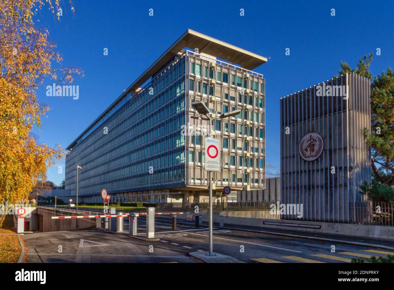 Genève, Suisse - 07 décembre 2020 : Organisation mondiale de la santé, OMS - OMS, Siège Banque D'Images