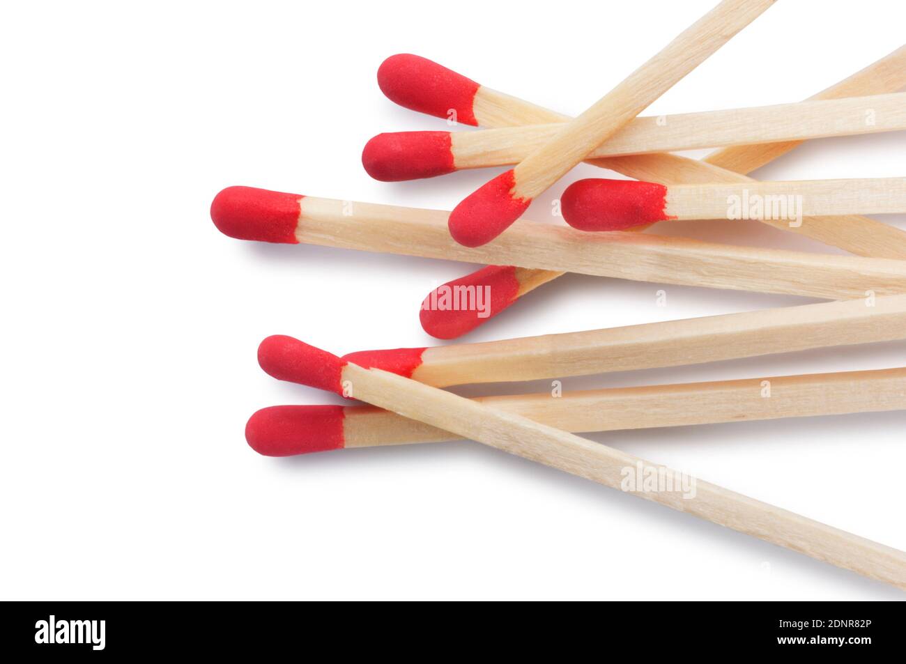 Photo de studio de matchs à bordures rouges coupée contre un Fond blanc - John Gollop Banque D'Images