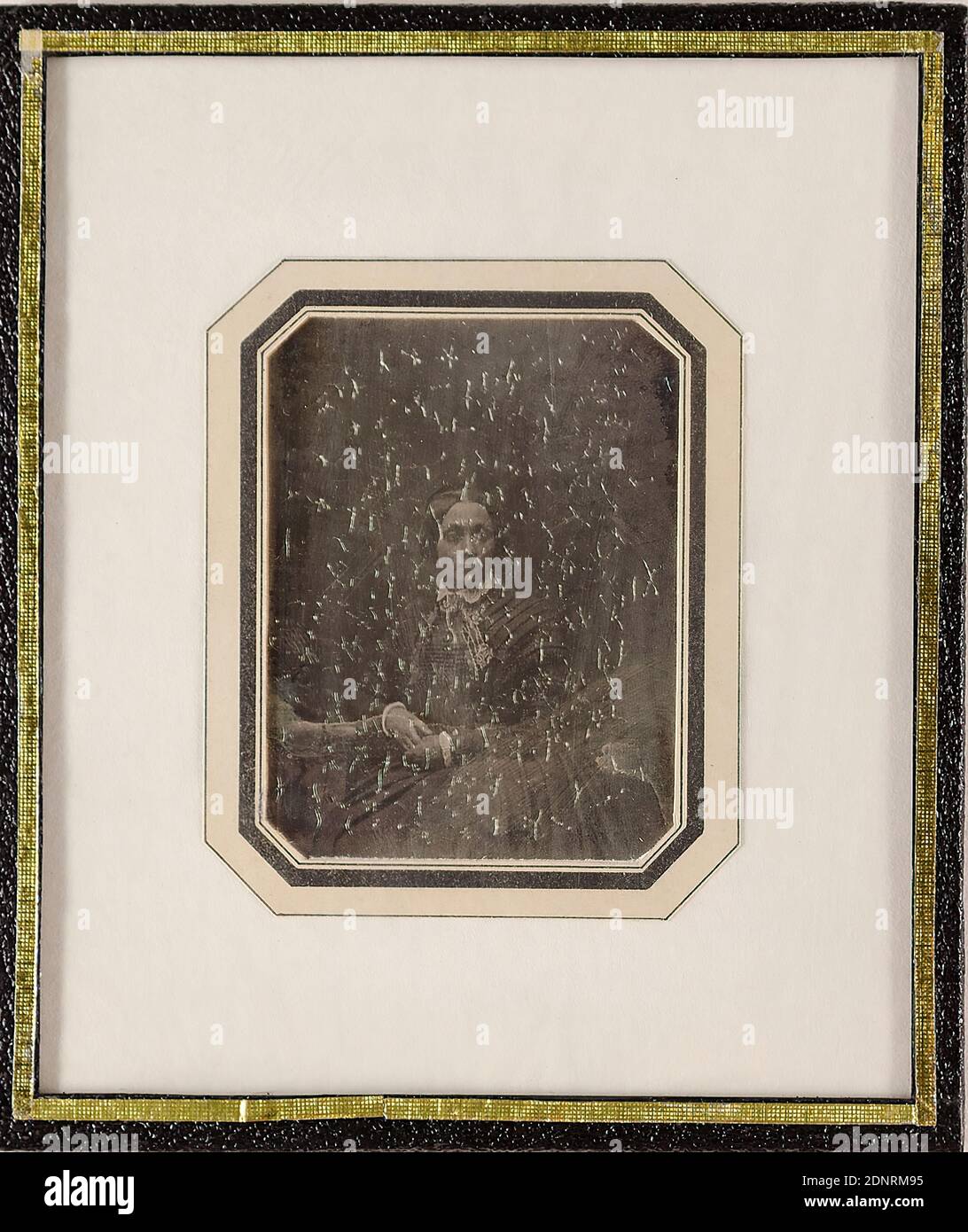 Woman, Daguerreotype, Image Size: Height: 7,30 cm; Width: 6,20 cm, stamp of the State Picture Gallery Hamburg; portrait photography, woman, half-length portrait, seated figure Banque D'Images