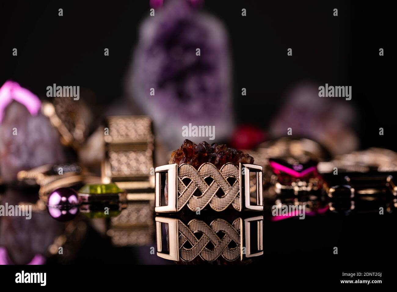 Fashion discount accessories company