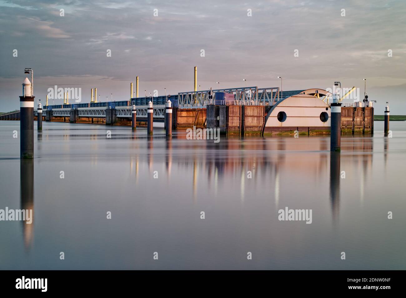 Petkum, barrière Ems, Basse-Saxe, Allemagne Banque D'Images