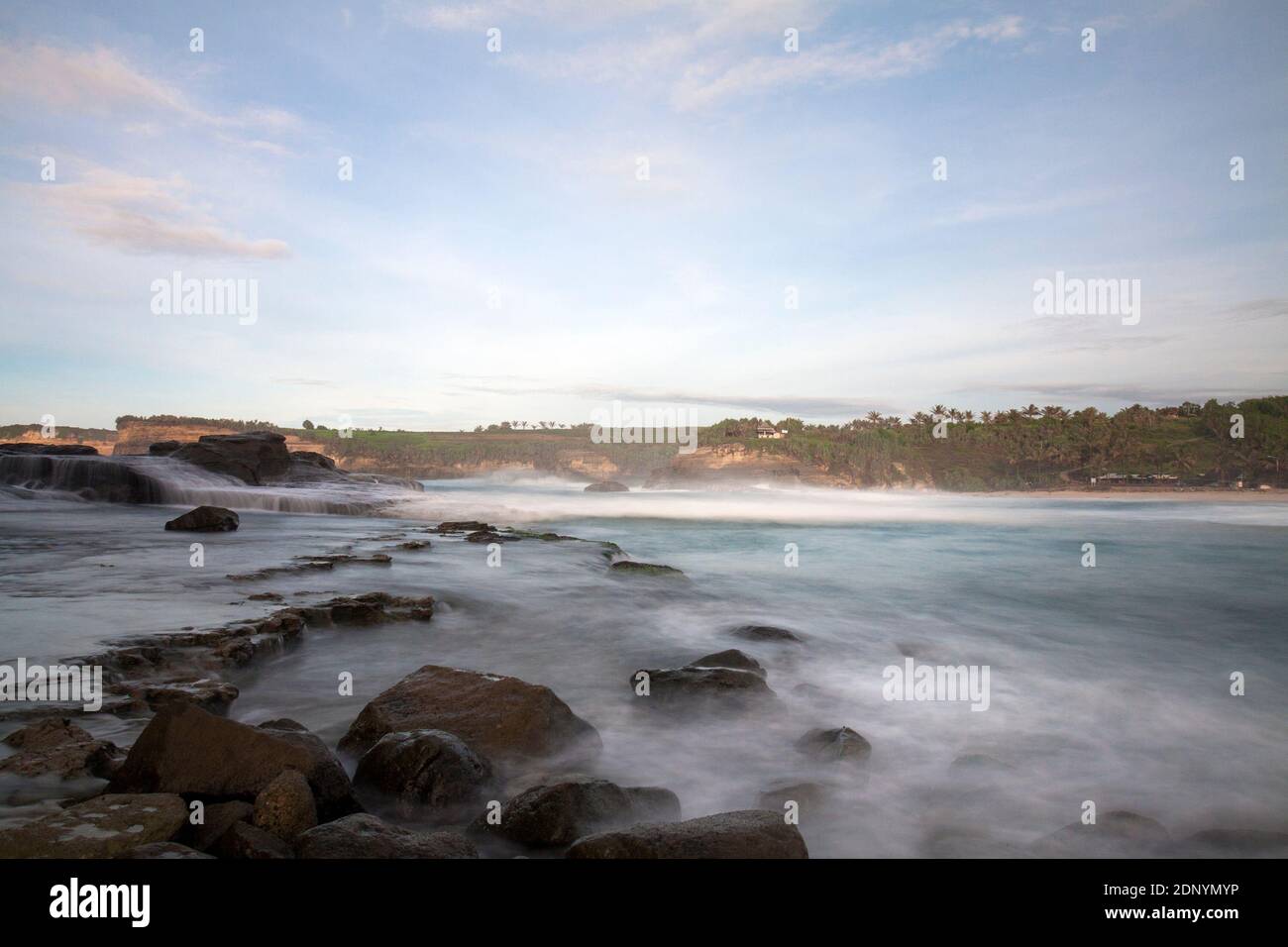 Klayar Beach est l'une des destinations touristiques du quartier de Pacitan, à l'est de Java. Banque D'Images