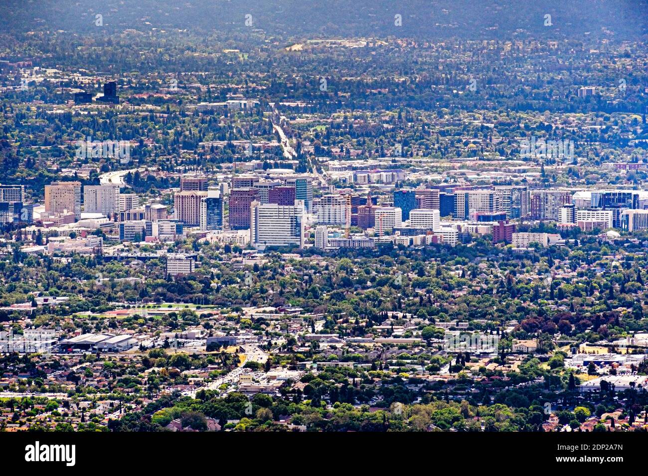 Vue aérienne des bâtiments dans le centre-ville de San Jose, Silicon Valley, Californie Banque D'Images