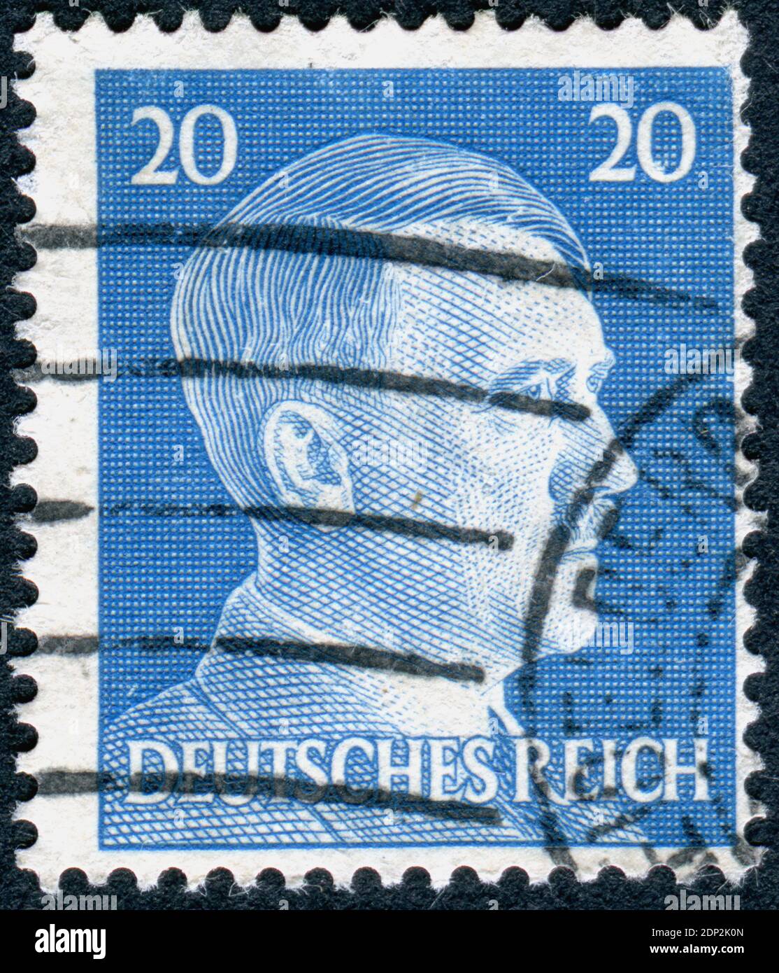 ALLEMAGNE - VERS 1941: Timbre-poste imprimé en Allemagne, a montré le portrait d'Adolf Hitler - un homme politique allemand, chef (Fuehrer) de l'Allemagne et du Parti nazi, vers 1941 Banque D'Images