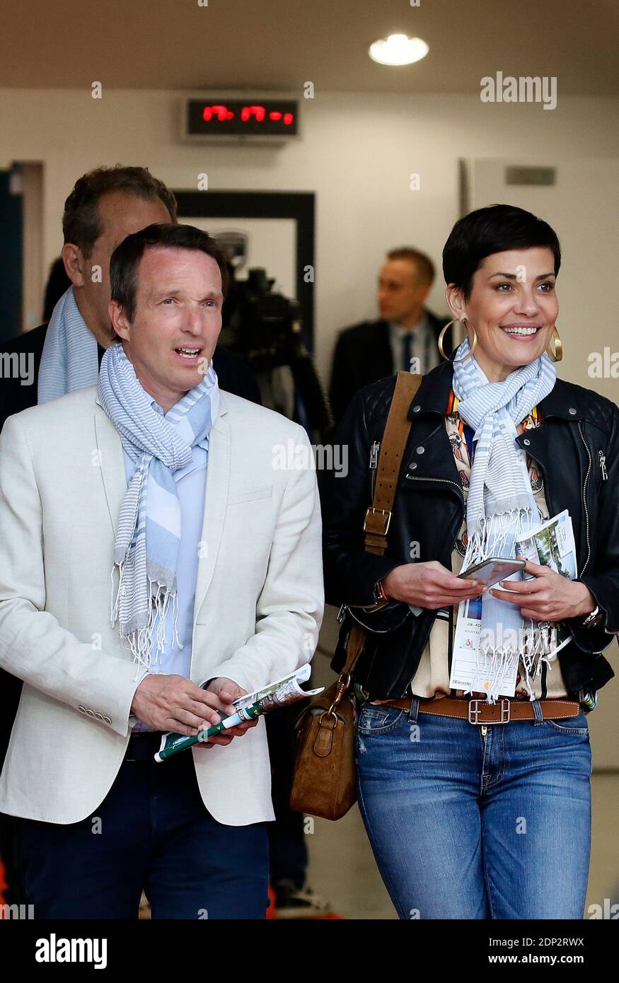 Stephane Rotenberg et Cristina Cordula lors du match de football de la  première Ligue française He, Girondins de Bordeaux (FCGB) vs Montpellier  HSC au Nouveau stade de Bordeaux, dans le sud-ouest de