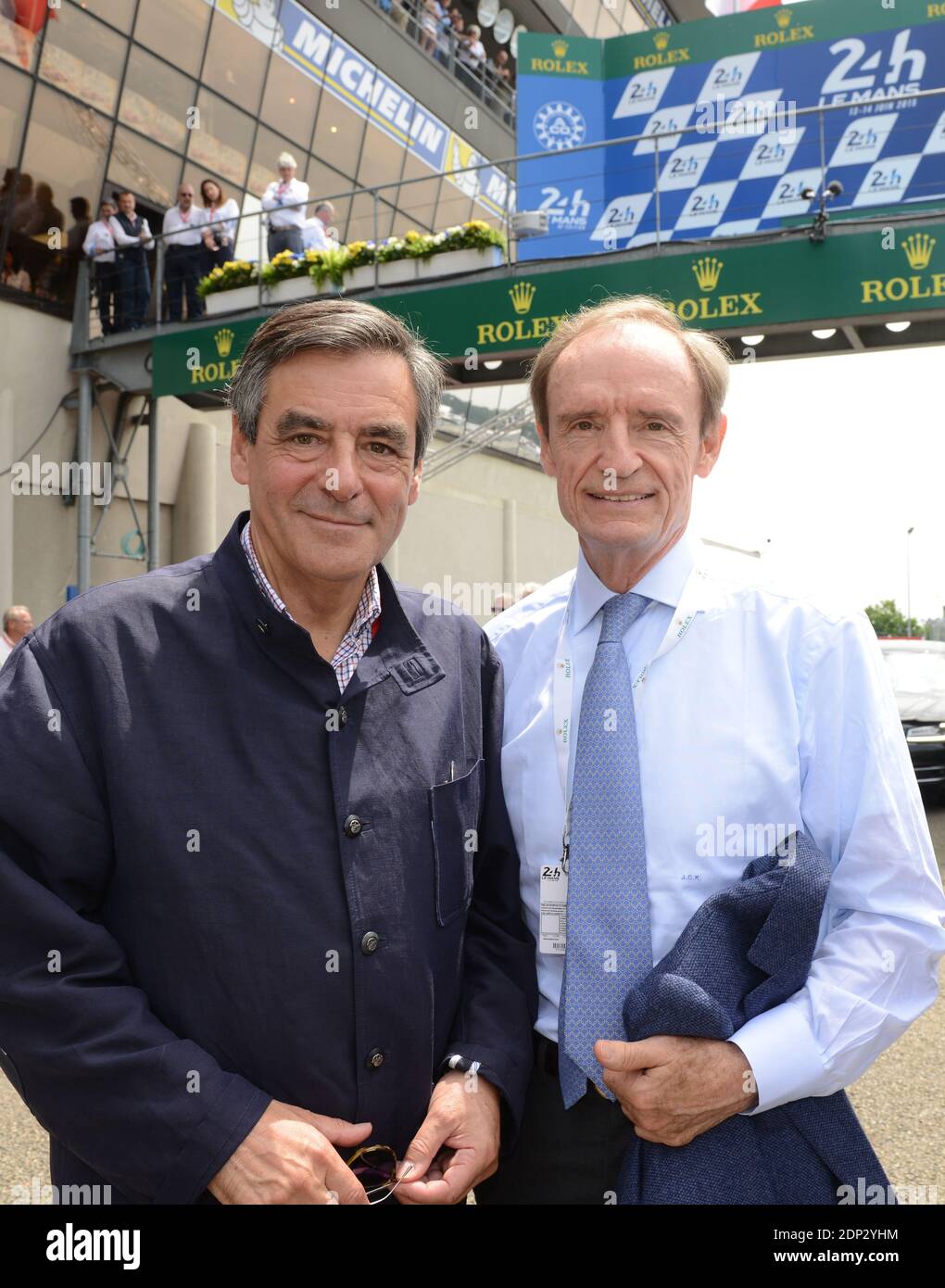 François Fillon et Jean-Claude Killy postent pendentif la 83f édition des 24 heures du Mans, France, 13 juin 2015. Photo de Guy Durand/ABACAPRESS.COM Banque D'Images