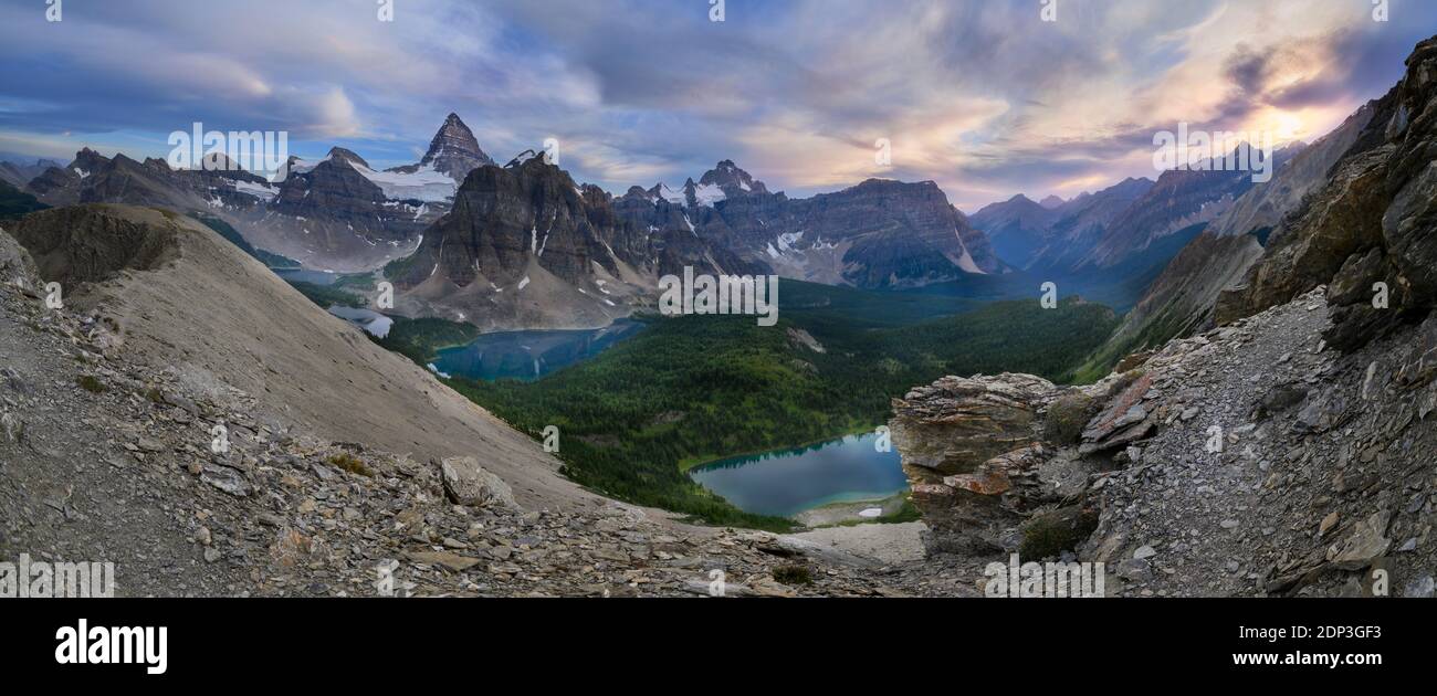 Coucher de soleil au Mont Assiniboine Banque D'Images