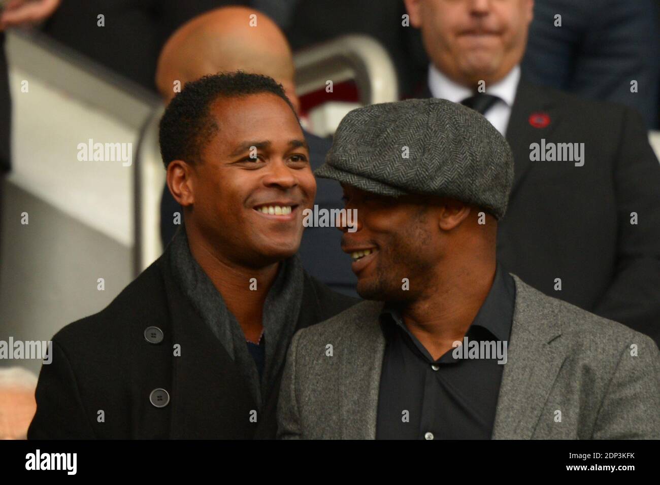 Ancien footballeur Patrick Kluivert lors du match de la première Ligue française, Paris-St-Germain vs Lille au stade du Parc des Princes, Paris, France, le 25 avril 2015. PSG a gagné 6-1. Photo de Henri Szwarc/ABACAPRESS.COM Banque D'Images