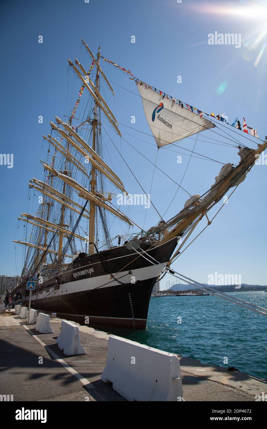 The Russian sailing ship 'Krusenstern' is pictured during a stopover in the port of Toulon, southern France on May 22, 2015. The ship will moor in Toulon between 21 and 23 May 2015 and will be opened to visitors. The Krusenstern or Kruzenshtern is a four-masted barque and tall ship that was built as the Padua (named after the Italian city) in 1926 at Geestemuende in Bremerhaven, Germany. She was surrendered to the USSR in 1946 as war reparation and renamed after the early 19th century Baltic German explorer in Russian service, Adam Johann Krusenstern (1770–1846). She is now a Russian sail trai Banque D'Images