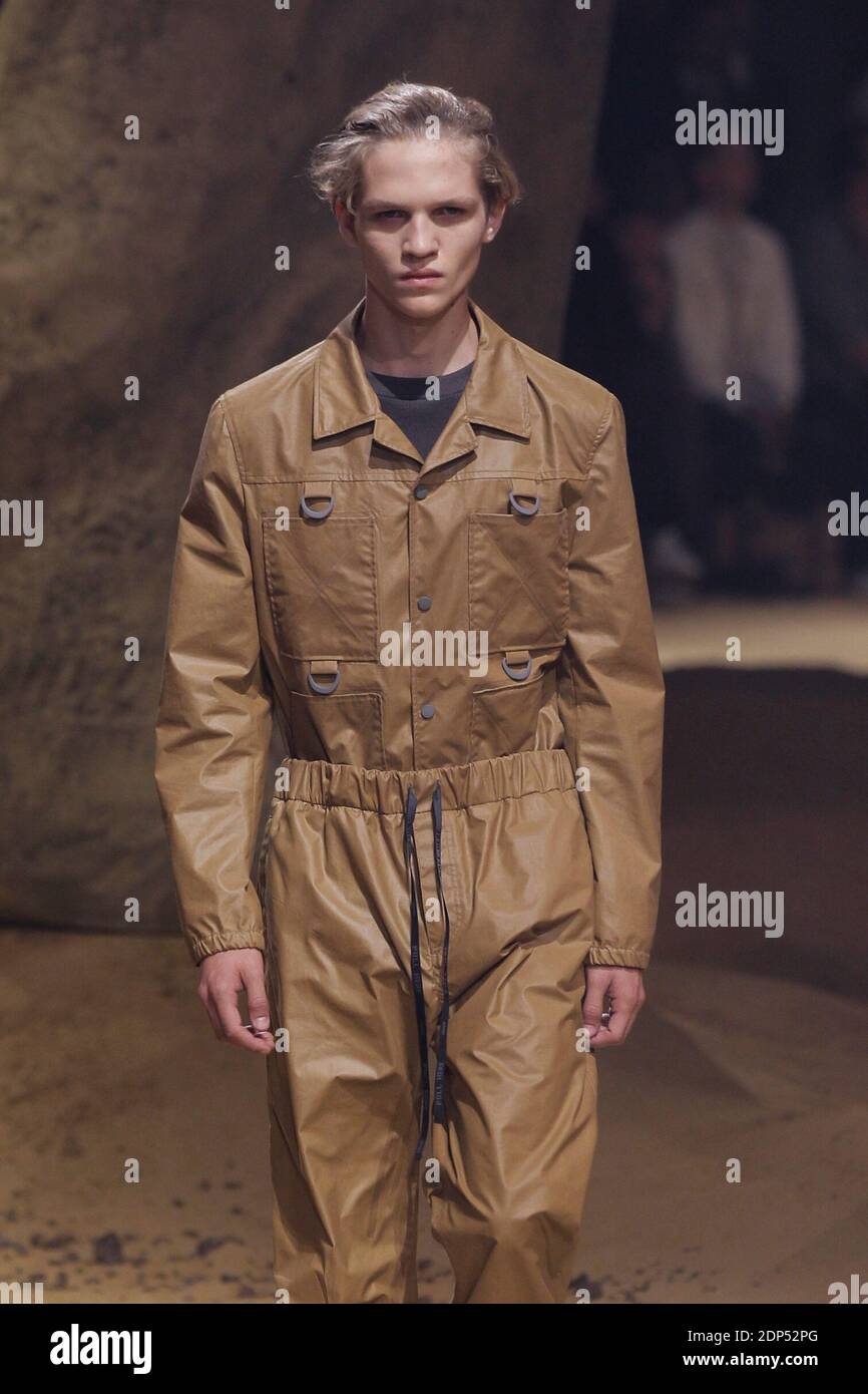 mannequin kenzo