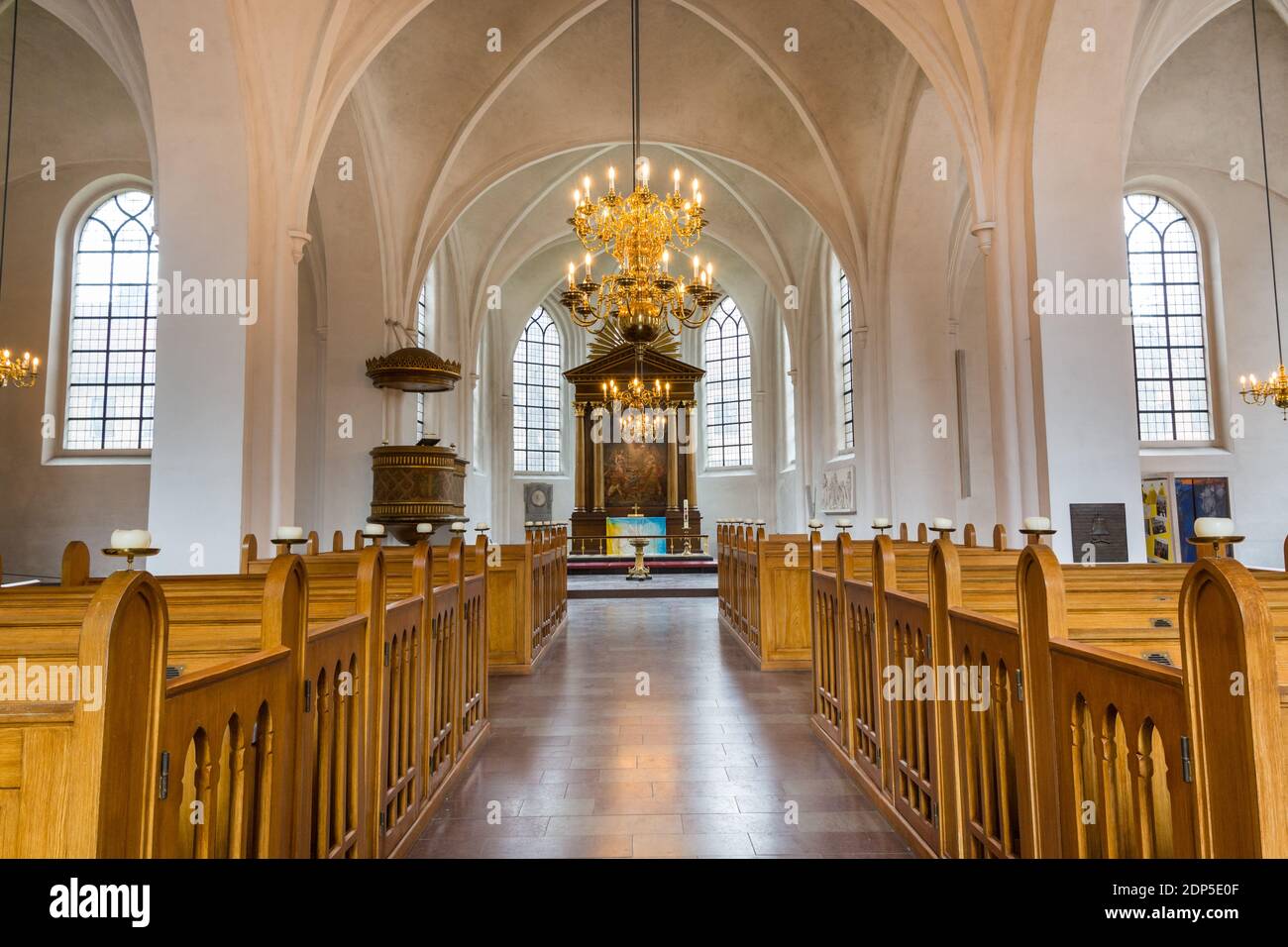 Intérieurs de l'église Sankt Petri (St. Petri Kirke), l'église paroissiale de la communauté germanophone de Copenhague, au Danemark Banque D'Images