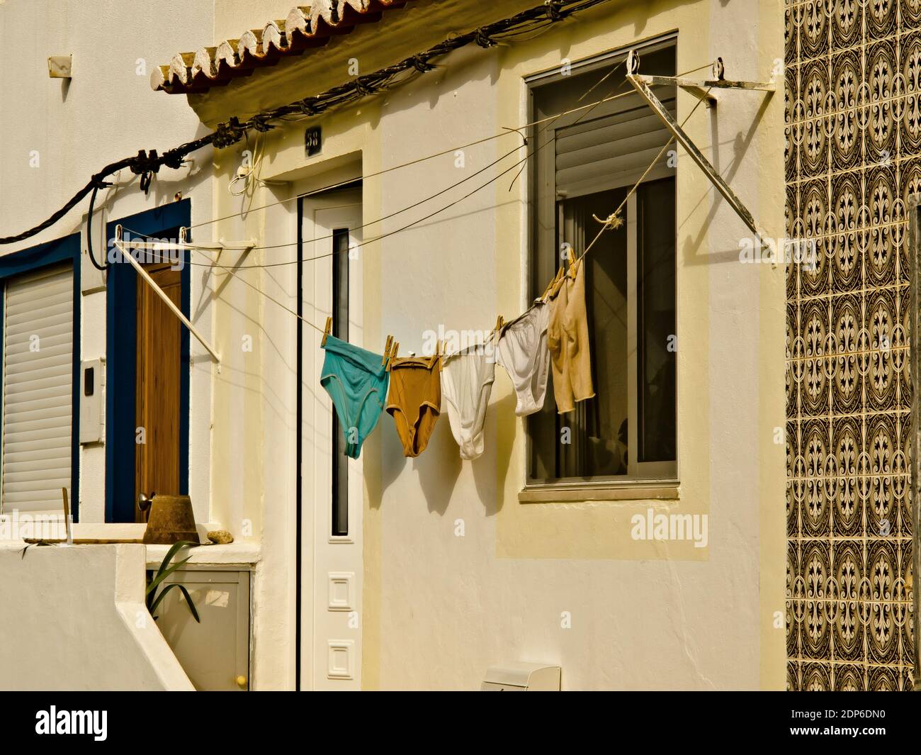 OLYMPUS DIGITAL CAMERA VILLAGE, ALGARVE, PORTUGAL Banque D'Images